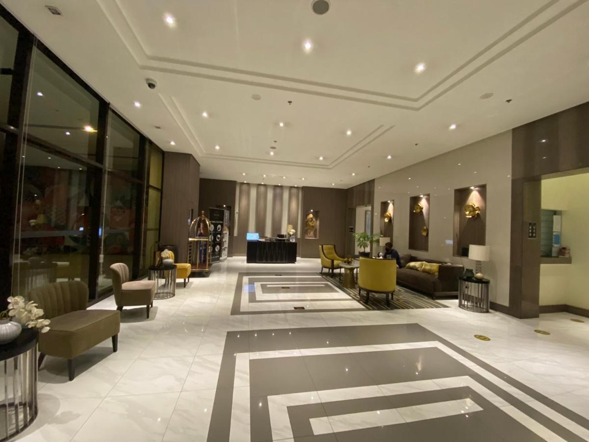 Cozyvilla At 81 Newport Blvd Walk To Naia T3 Marriott & Resorts World Casino & Newport Mall For 5 Pax Free Parking!!!! Pasay Eksteriør billede